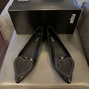 Melissa Pointy Heart Flats Size 7, NWB